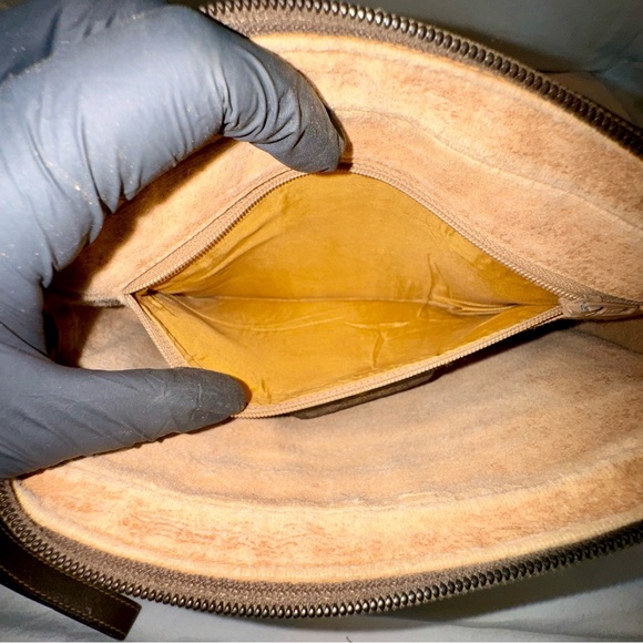 Rare Vintage Gucci GG Supreme Clutch Bag/Wristlet - Picture 5 of 13